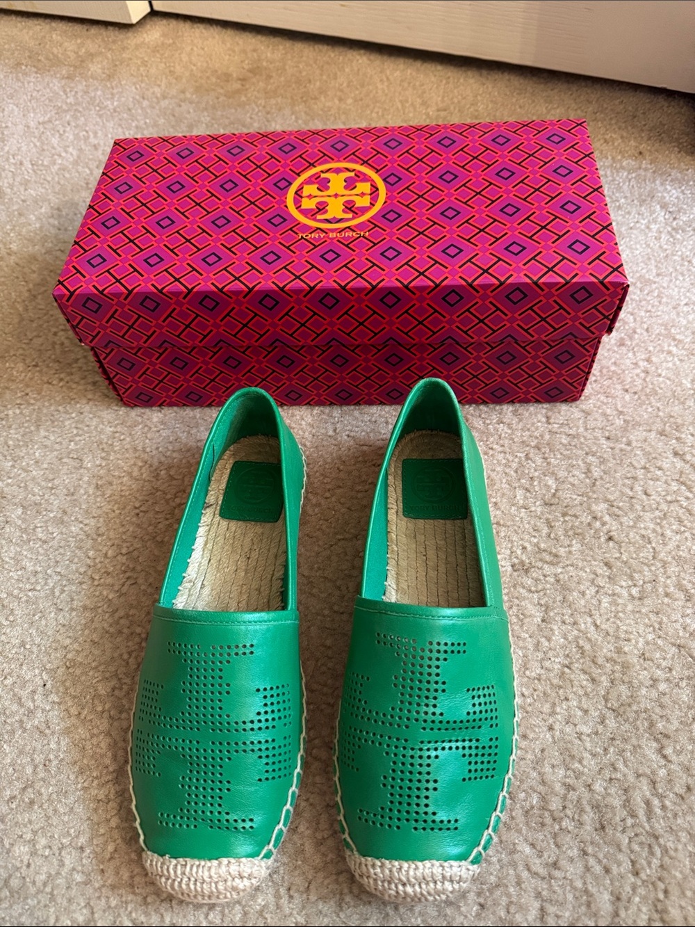 Tory Burch - Green Perforated Leather Espadrilles with Jute Sole - Size 7
